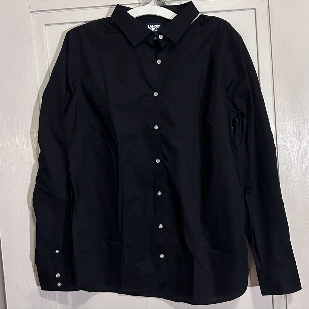 NWT Lands' End Women’s Solid Black Button-Down To… - image 1